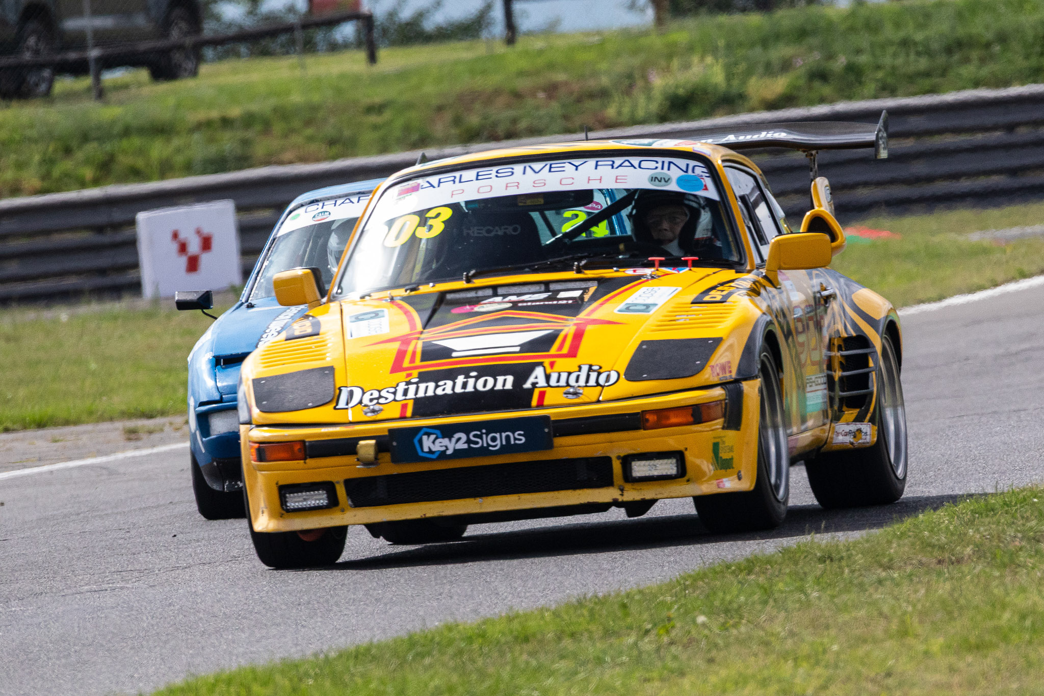 VANHAUEN RACING at Snetterton 300 2026 - Holding position under pressure, the 903 unable to use its full power with the clutch slipping. © Sean Mulcahy 2026